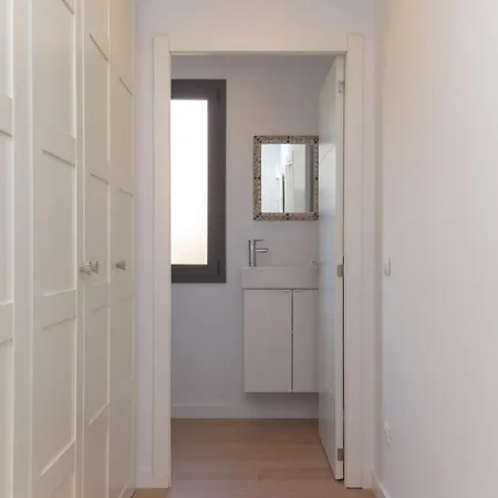 T-5 8pax Holiday home *